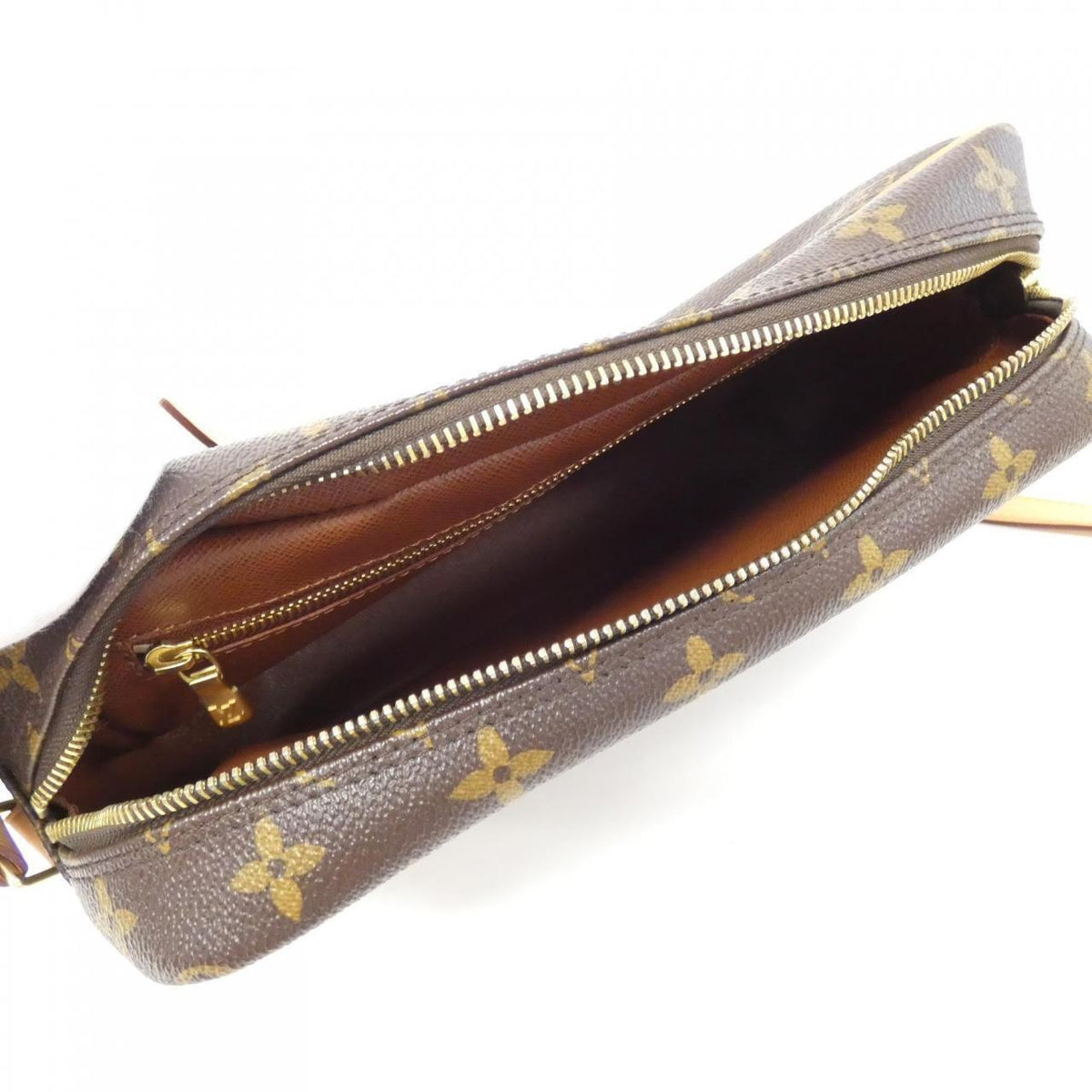 Louis Vuitton Trocadero 27Cm