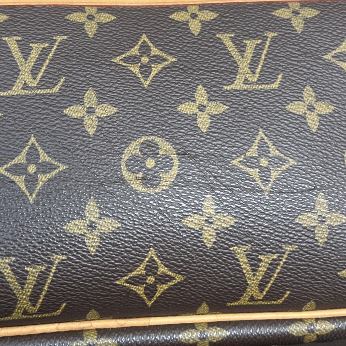 Louis Vuitton Reporter Pm Crossbody