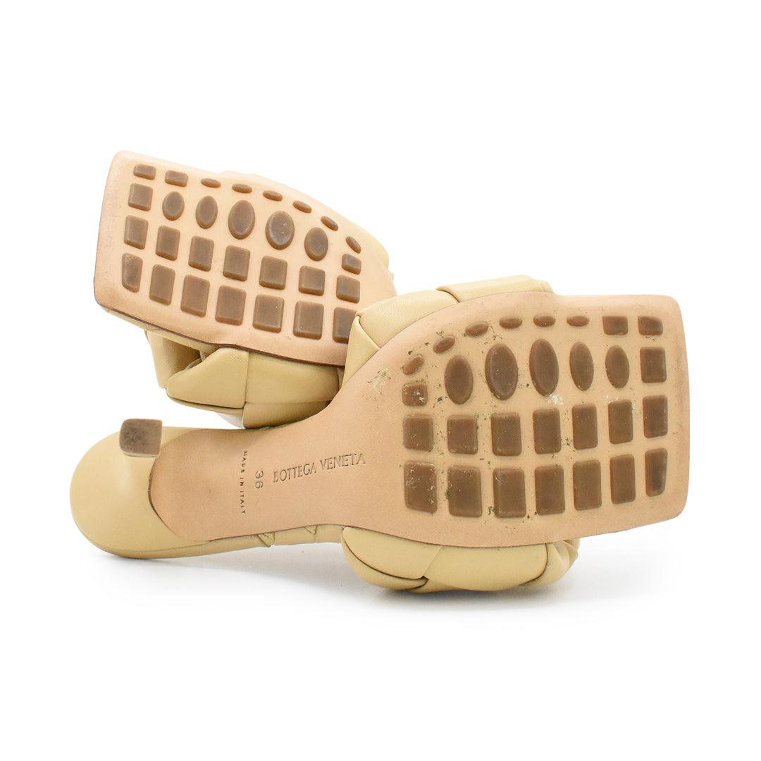 Bottega Veneta 'Lido' Mules - Women's 36