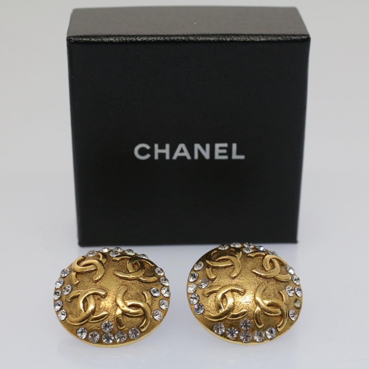 Top Quality Chanel Earring Gold Tone CC Auth bs7942