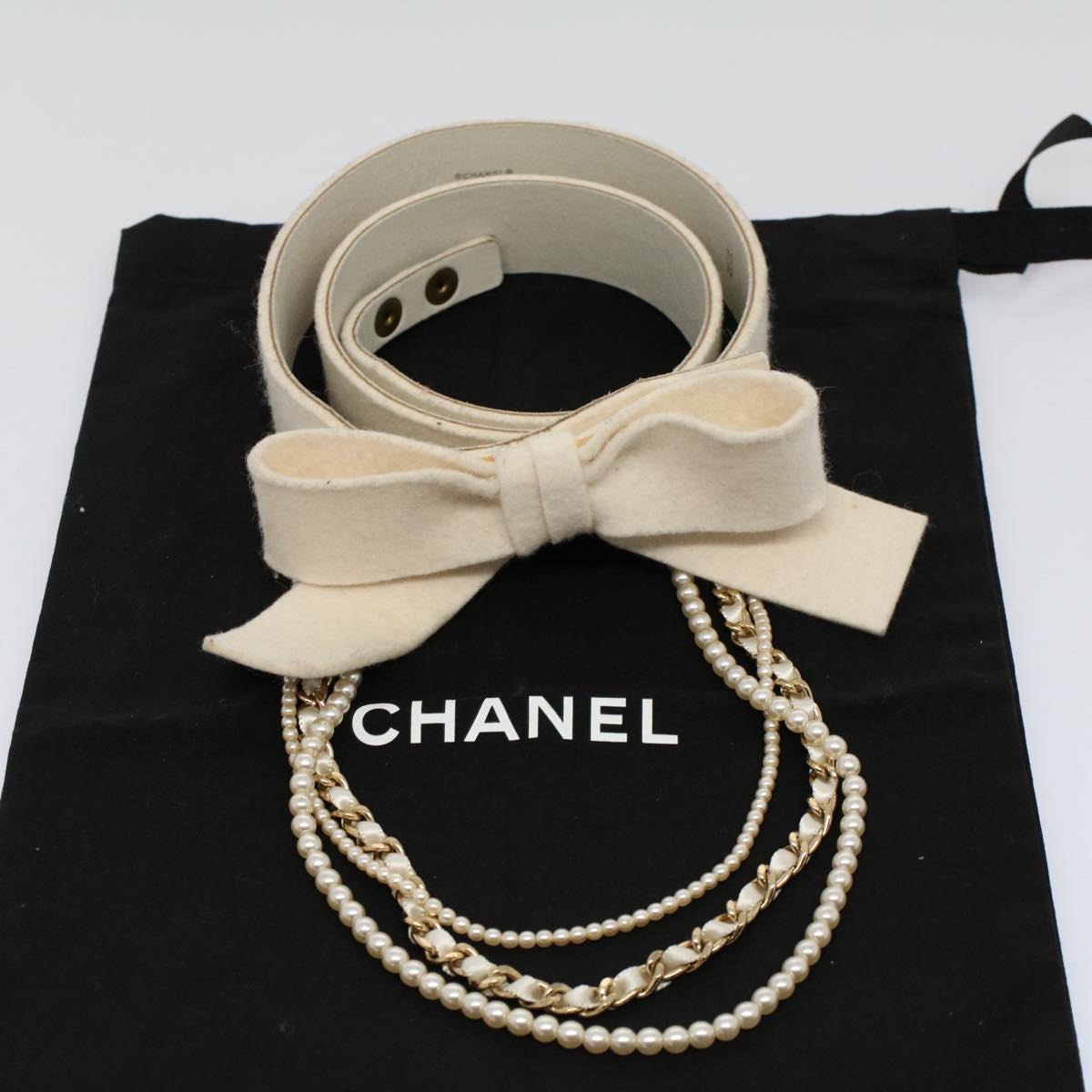 CHANEL Pearl Belt Wool 80/32 37.4" White CC Auth bs9177