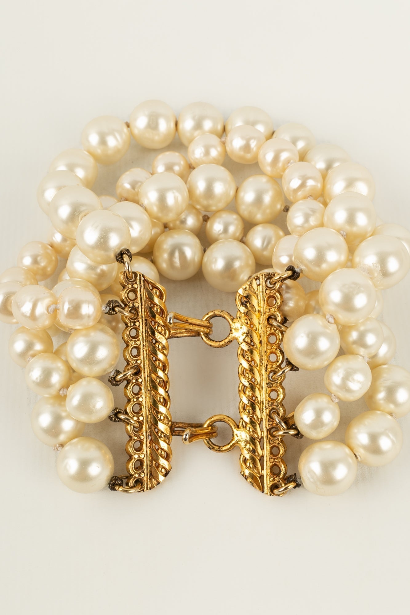 Bracelet de perles nacrées Chanel