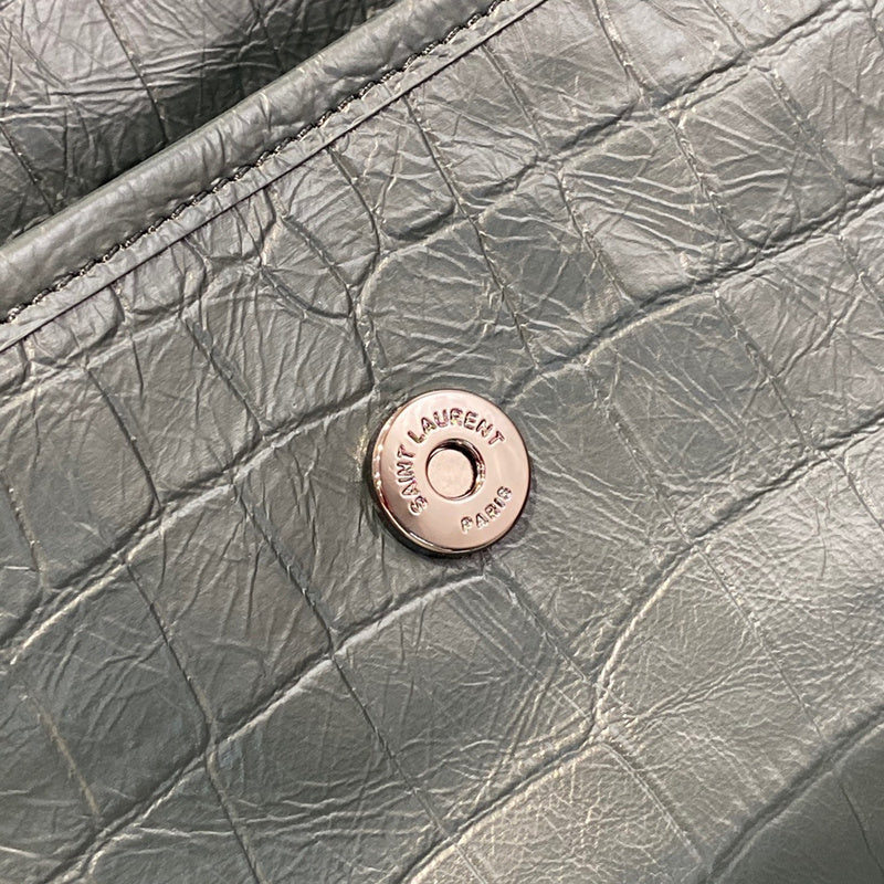 Yves Saint Laurent - Bags - The Wells Bags 325