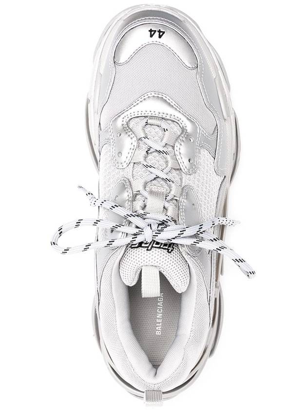 Luxury Balenciaga Triple S Low Top Sneakers Silver Metallic