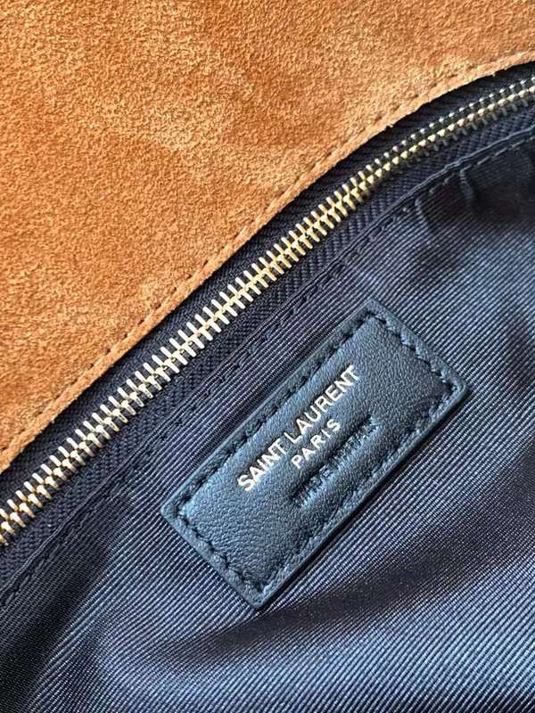Yves Saint Laurent - Bags - The Wells Bags 432