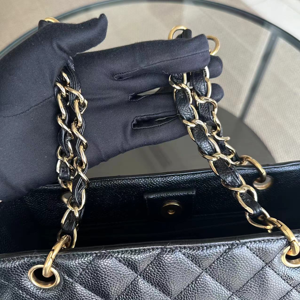 Caviar PST Petite Shopping Tote Black GHW No 8