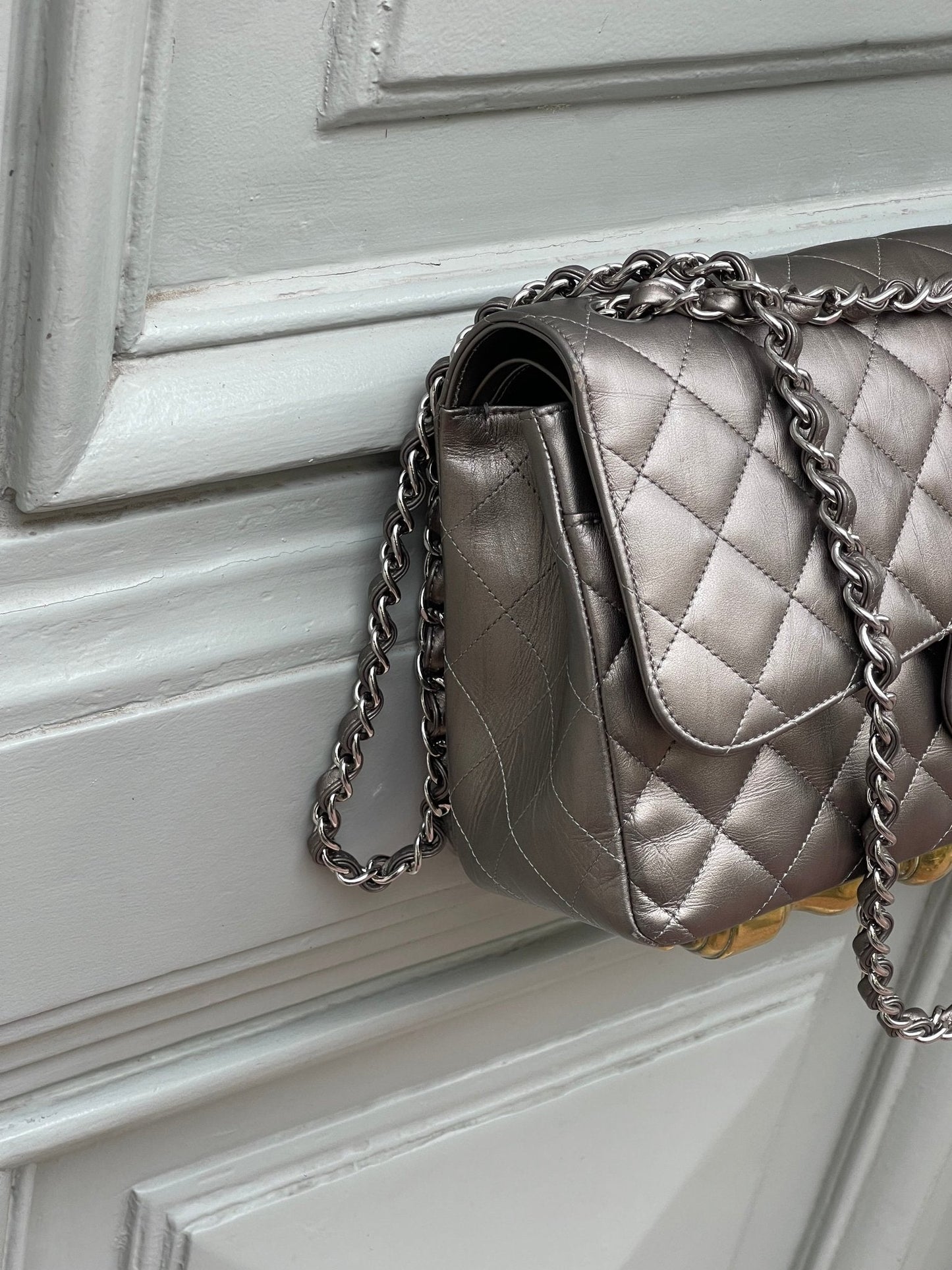 Chanel - Sac 11.12 Jumbo bronze irisé