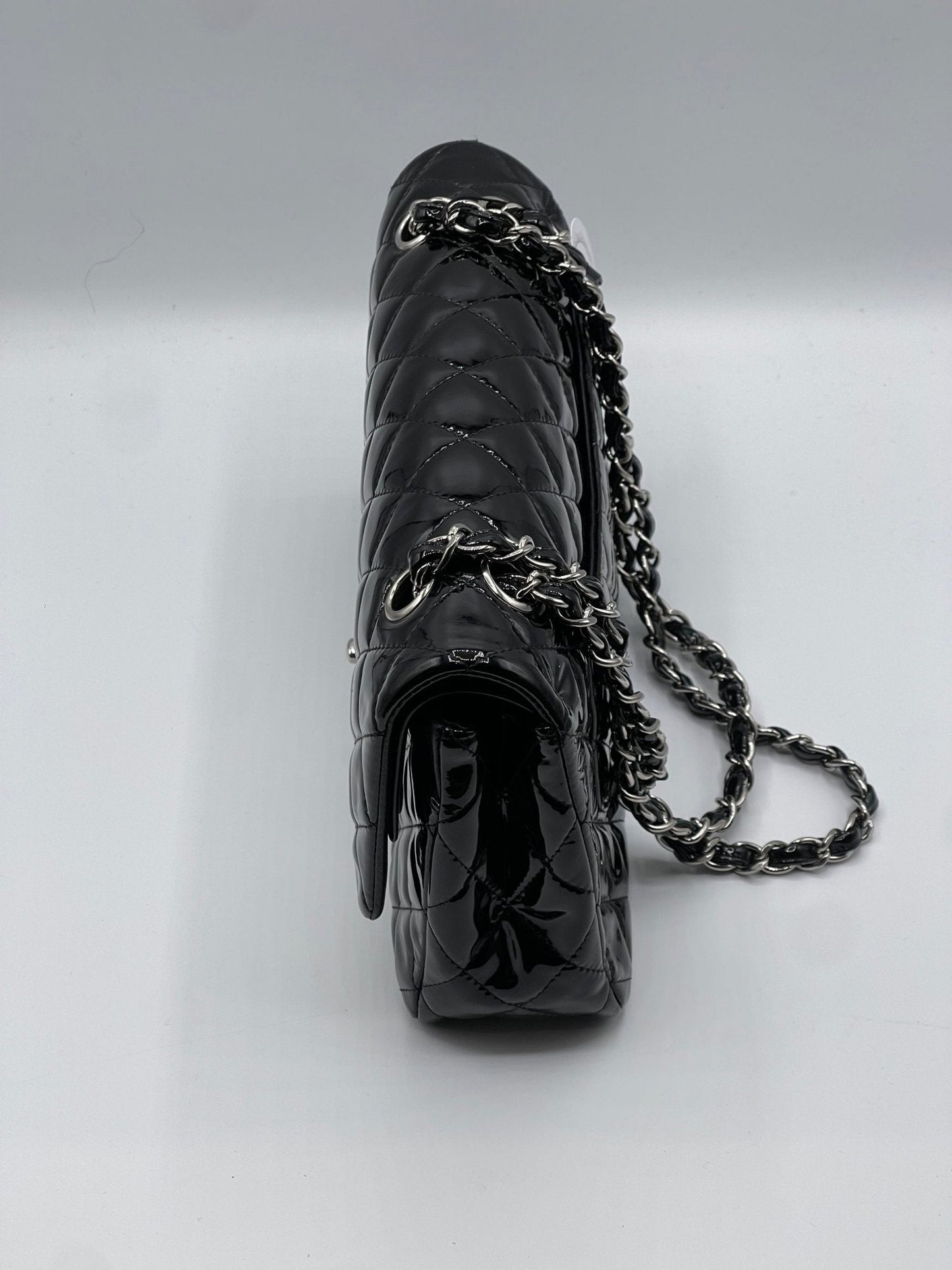 Chanel - Sac 11.12 Timeless verni noir