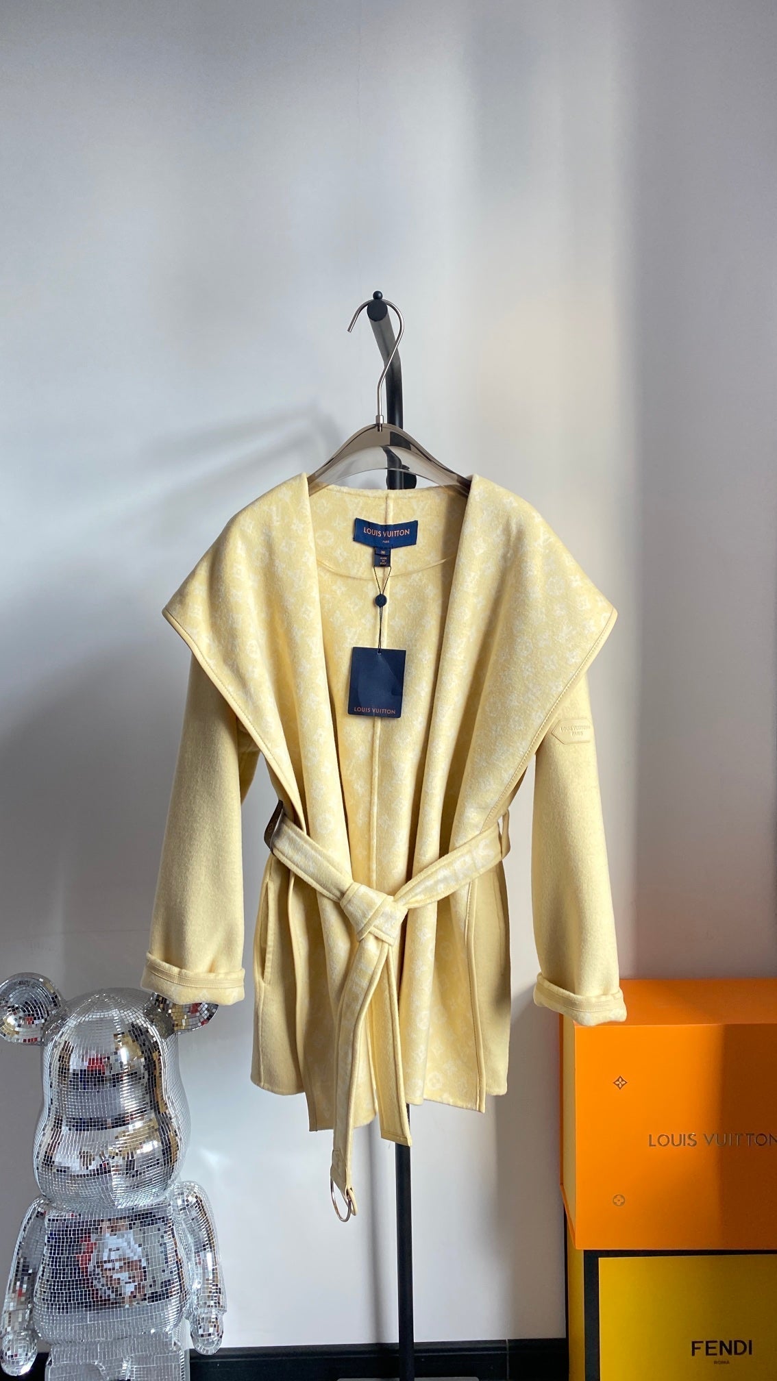 Luxury Louis Vuitton Wrap Coat 035