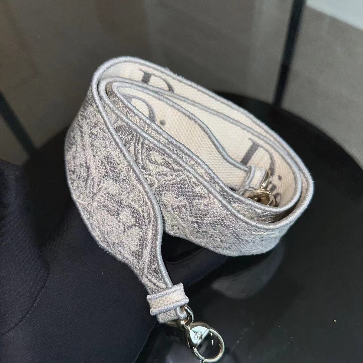 Lady Medium D-Lite Toile de Joue Embroidery Grey LGHW