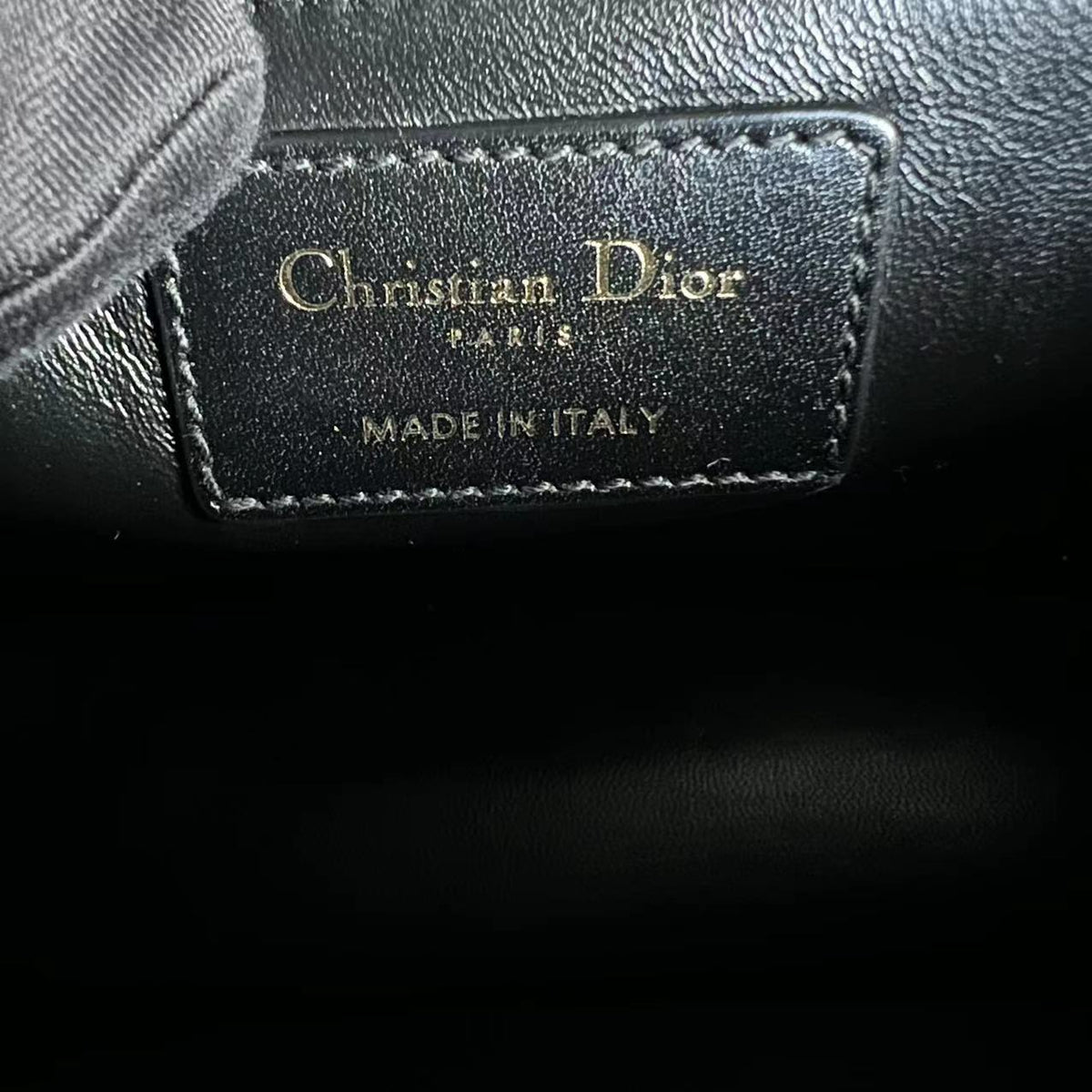 Montaigne 30 Smooth Calfskin Black GHW