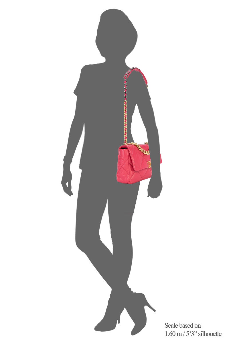 C19 Large Pink Shoulder Bag in Lambskin, Mixed hardware