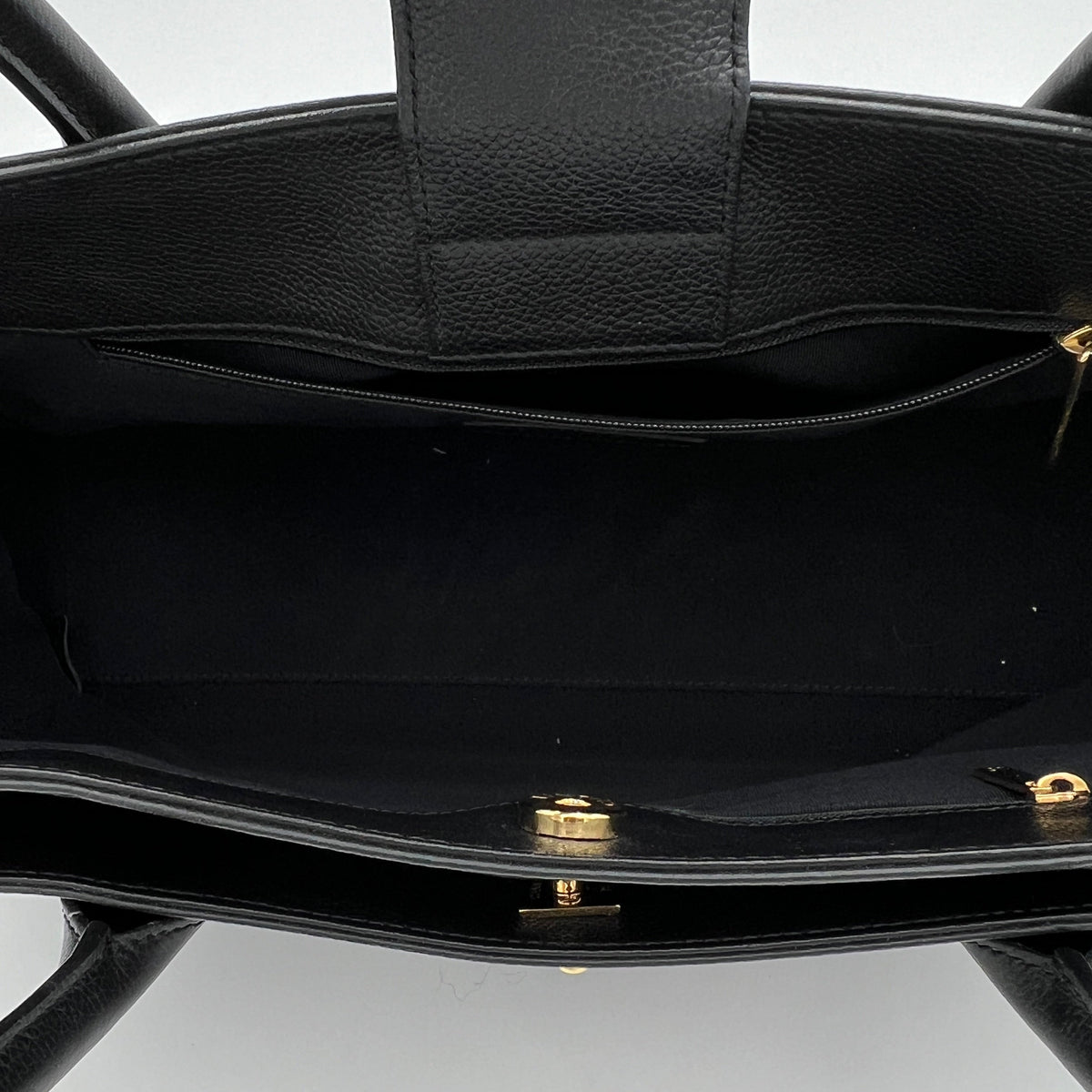 Executive Cerf Black Top Handle Bag in Calfskin, Gold hardware