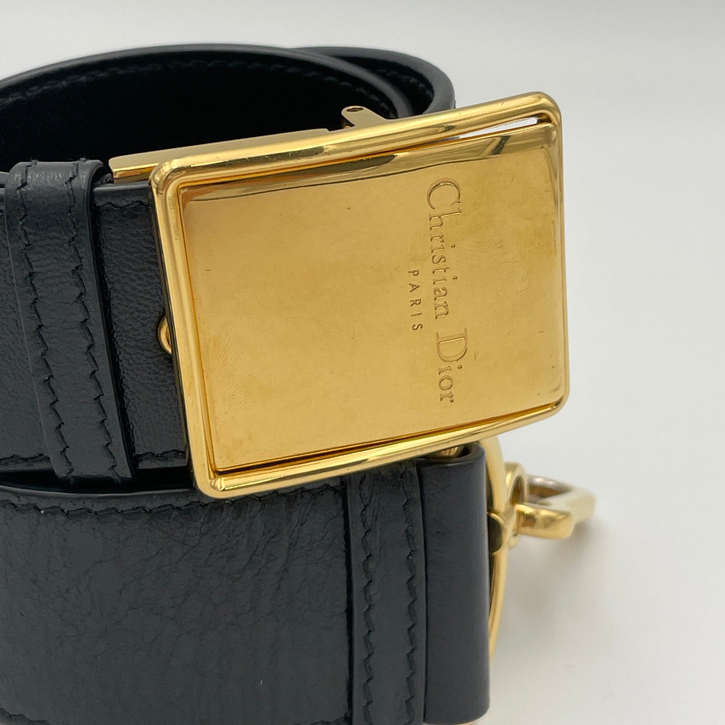 30 Montaigne Box Black Crossbody Bag in Calfskin, Gold hardware