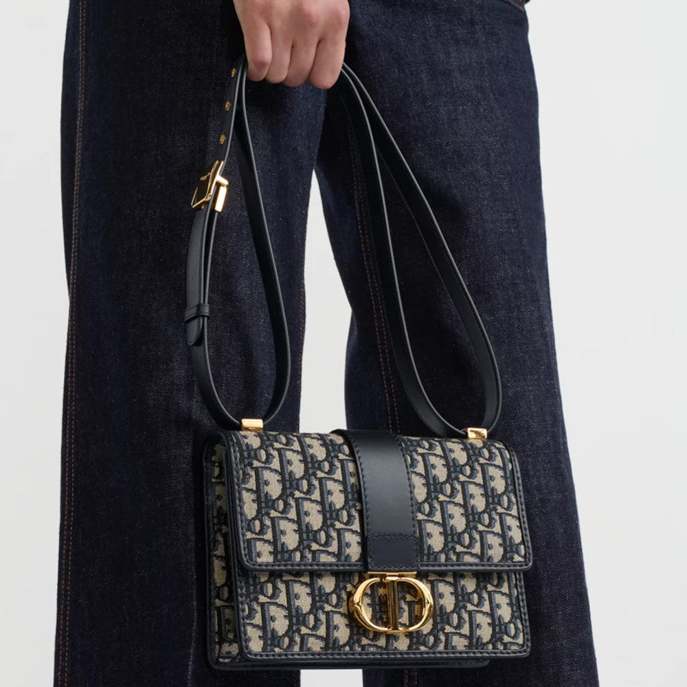 Small 30 Montaigne Bag