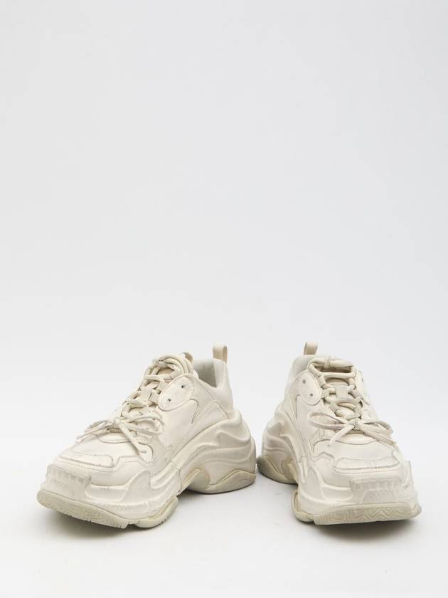 Luxury Balenciaga Triple S Sneakers