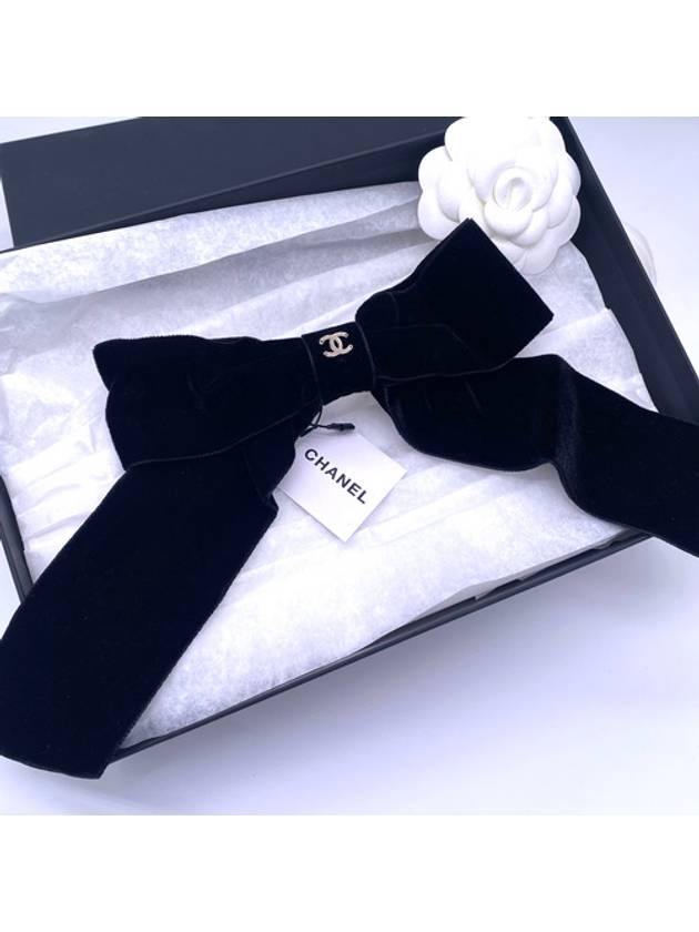CC Logo Ribbon Bow Velvet Hairpin Black Chanel