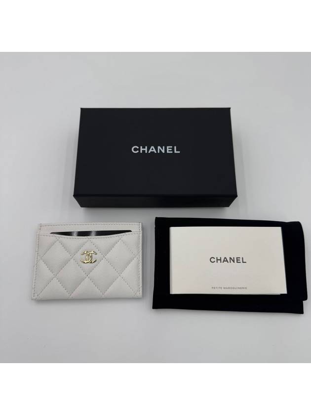 Gold CC Logo Leather Card Wallet White Chanel