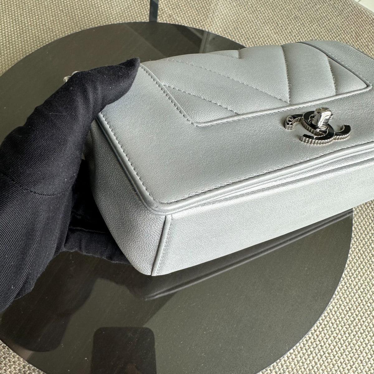 *Full Set, Receipt* Mademoiselle Small Seasonal Double Flap Chevron Calfskin Silver No 24