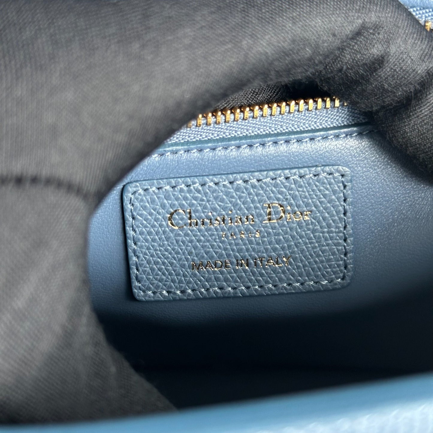 *Grained Calf* Montainge 30 Grained Calfskin Medium Blue Shoulder Bag GHW