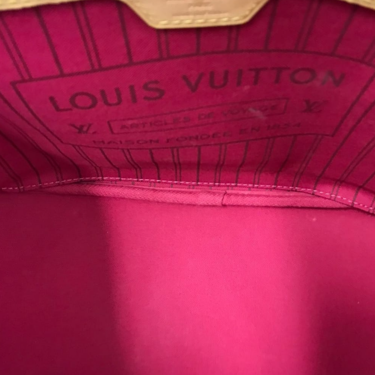 Louis Vuitton Neverfull MM Monogram Canvas Patches