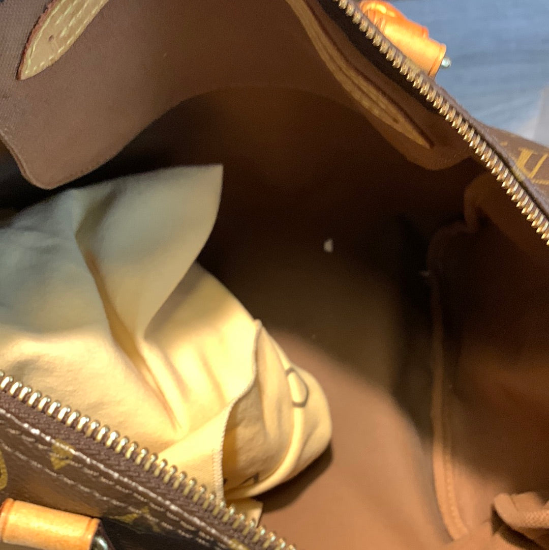Louis Vuitton Monogram Speedy 30