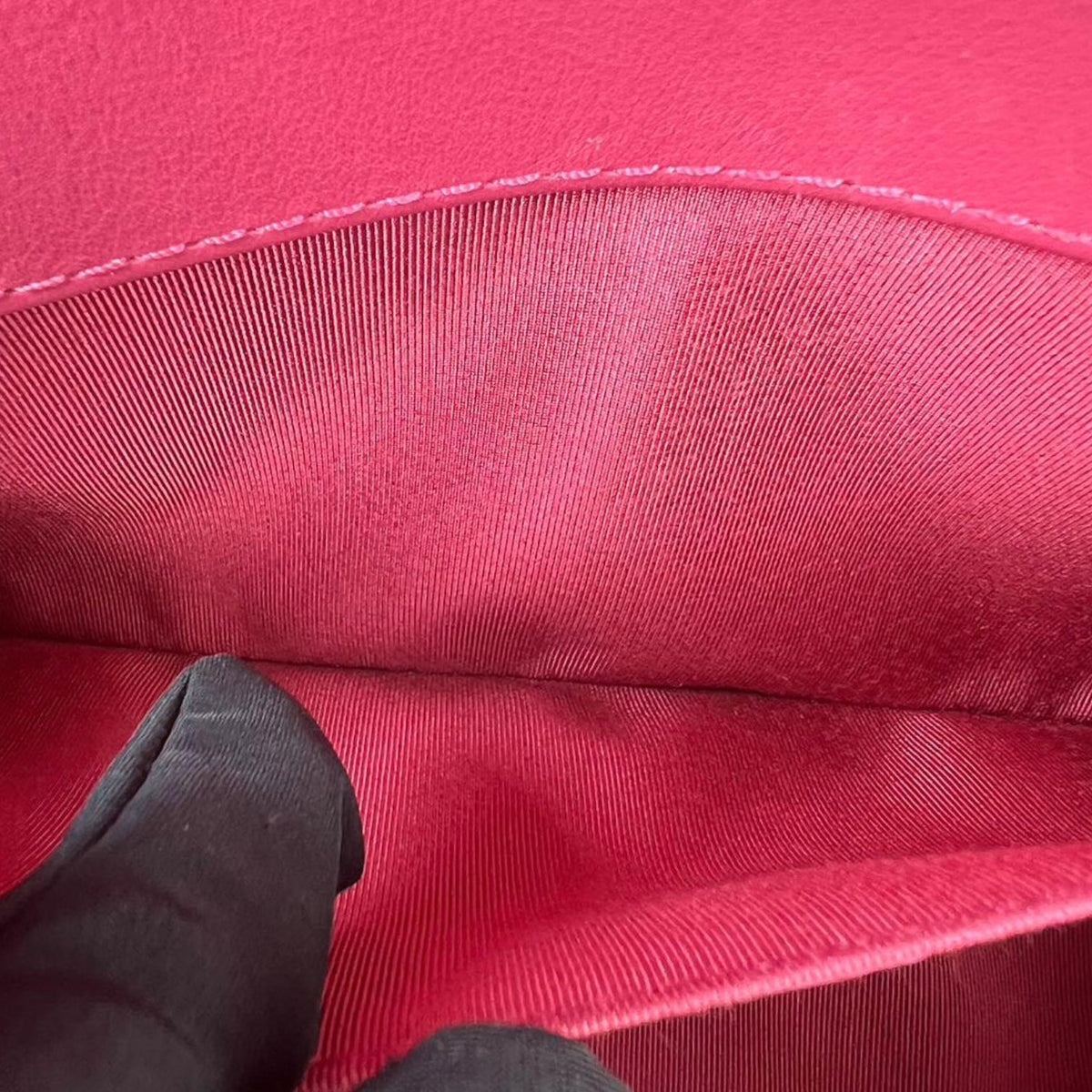 Boy Old Medium Handle Calfskin Pink GHW