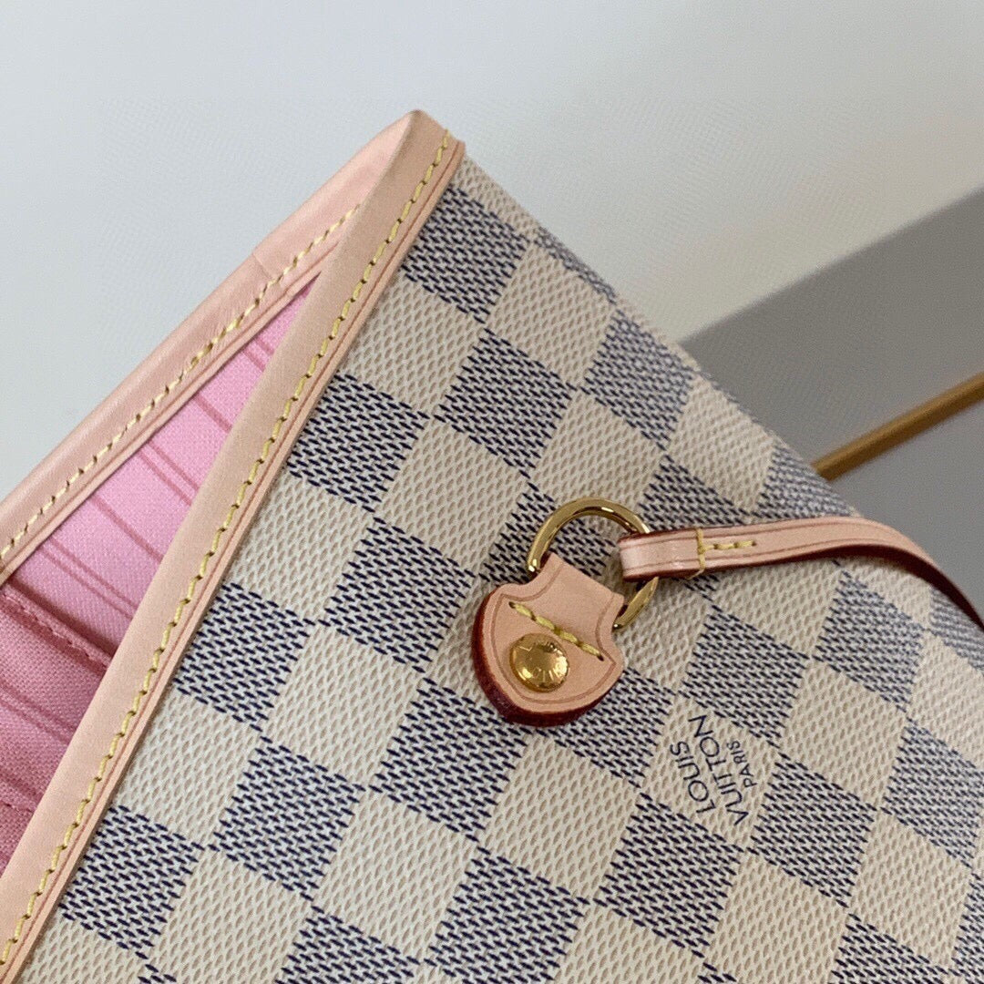 Louis Vuitton Neverfull MM Tote Bag