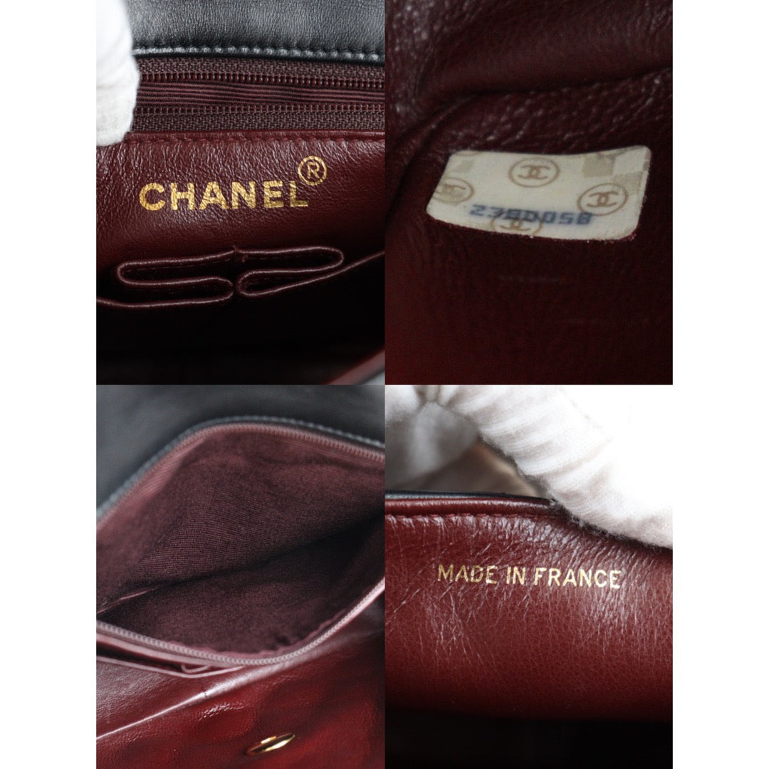 Rank AB | CHANEL Black Lanbskin Square 20 Shoulder Bag |230062604