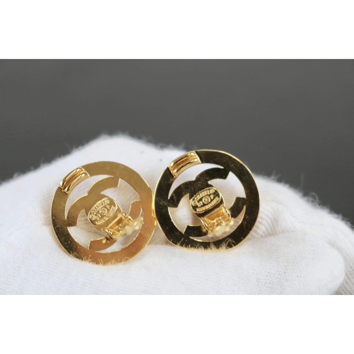 Rank SA |CHANEL Coco Mark Earrings 18k Gold Plated |052802