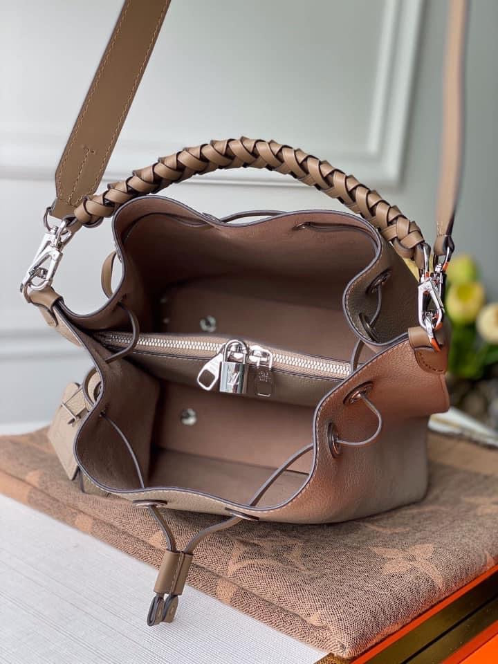 Louis Vuitton Muria Bag