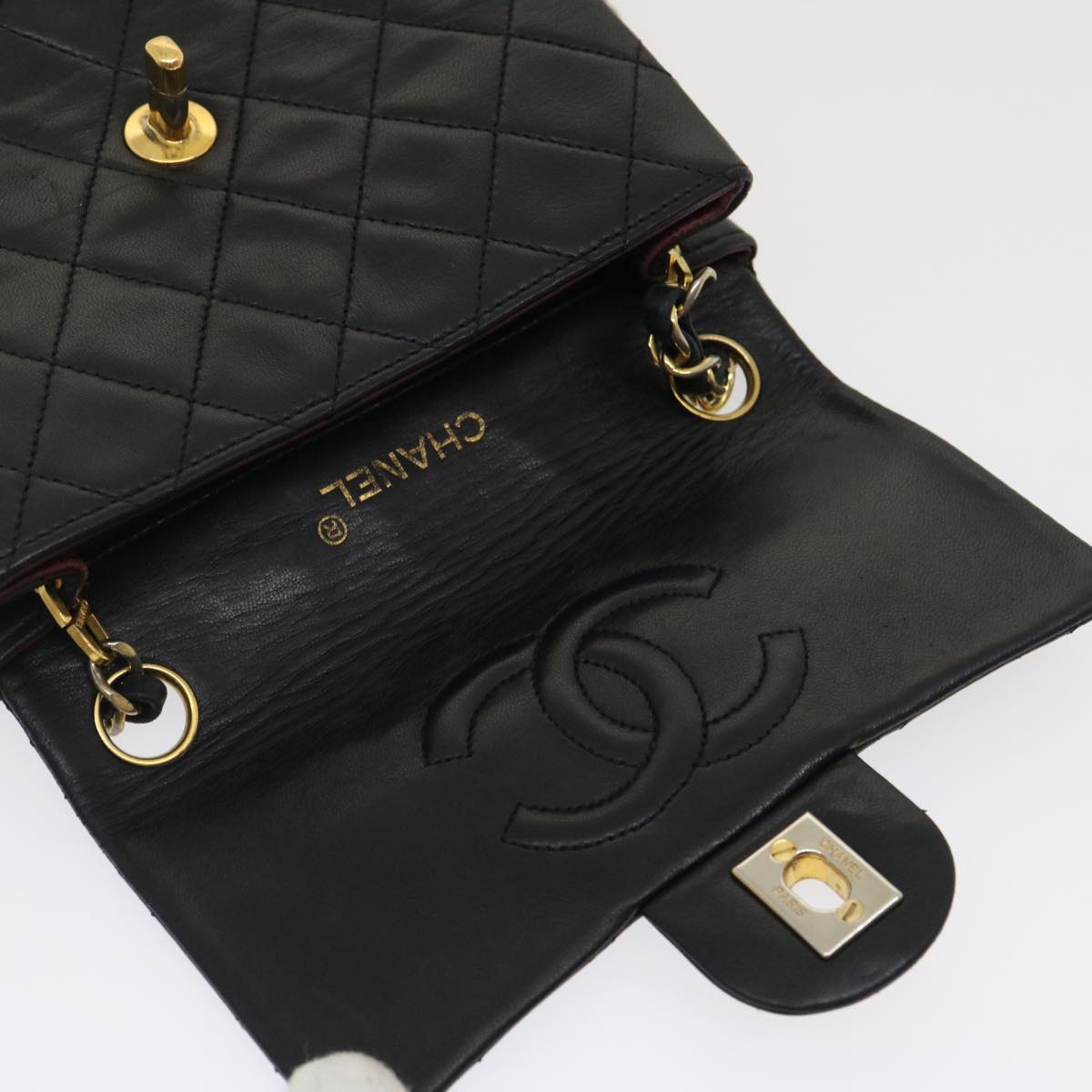 Top Quality Chanel Mini Matelasse Chain New Shoulder Bag Lamb Skin Black Gold Auth ai651A