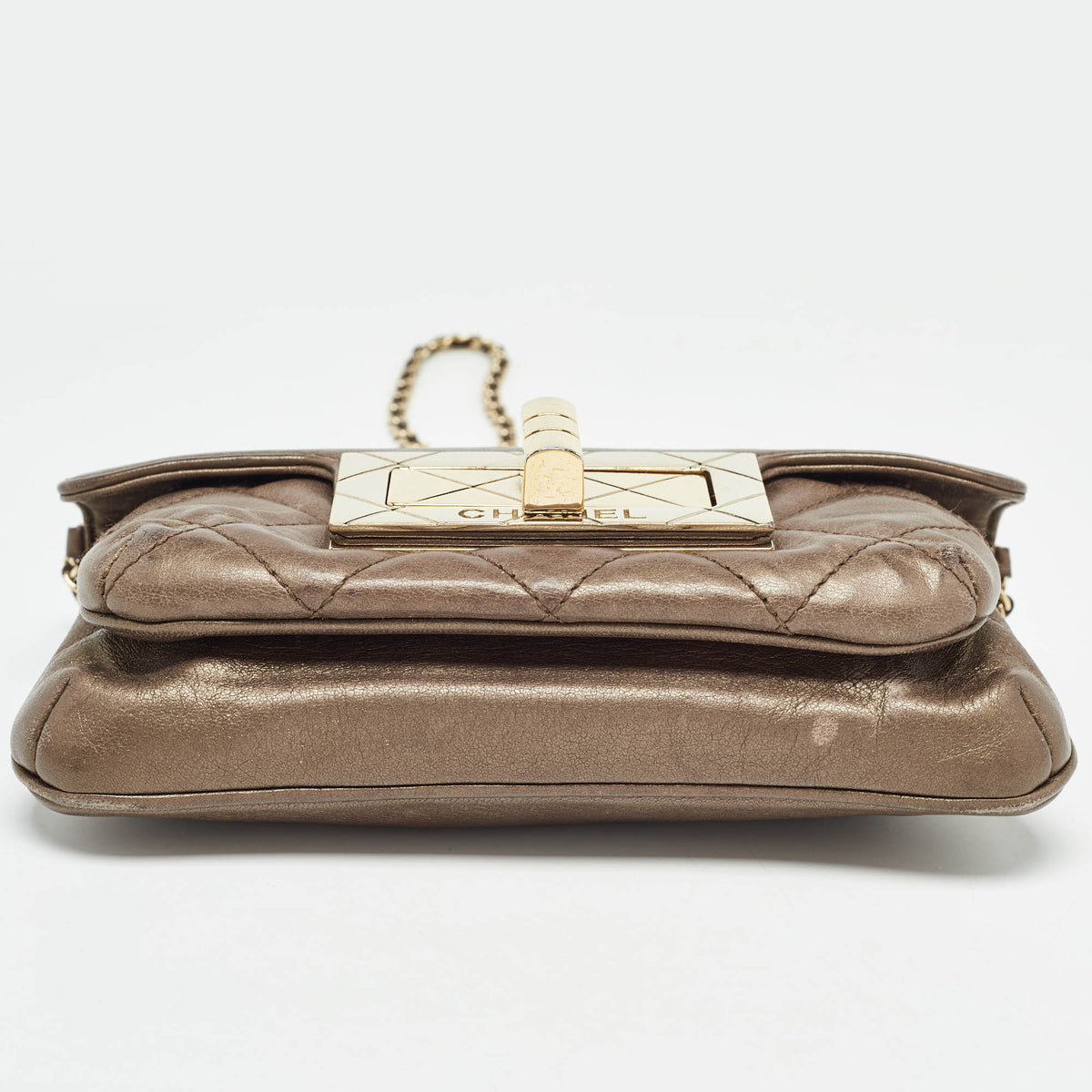CHANEL Olive Green Quilted Leather Reissue Lock Chain Clutch