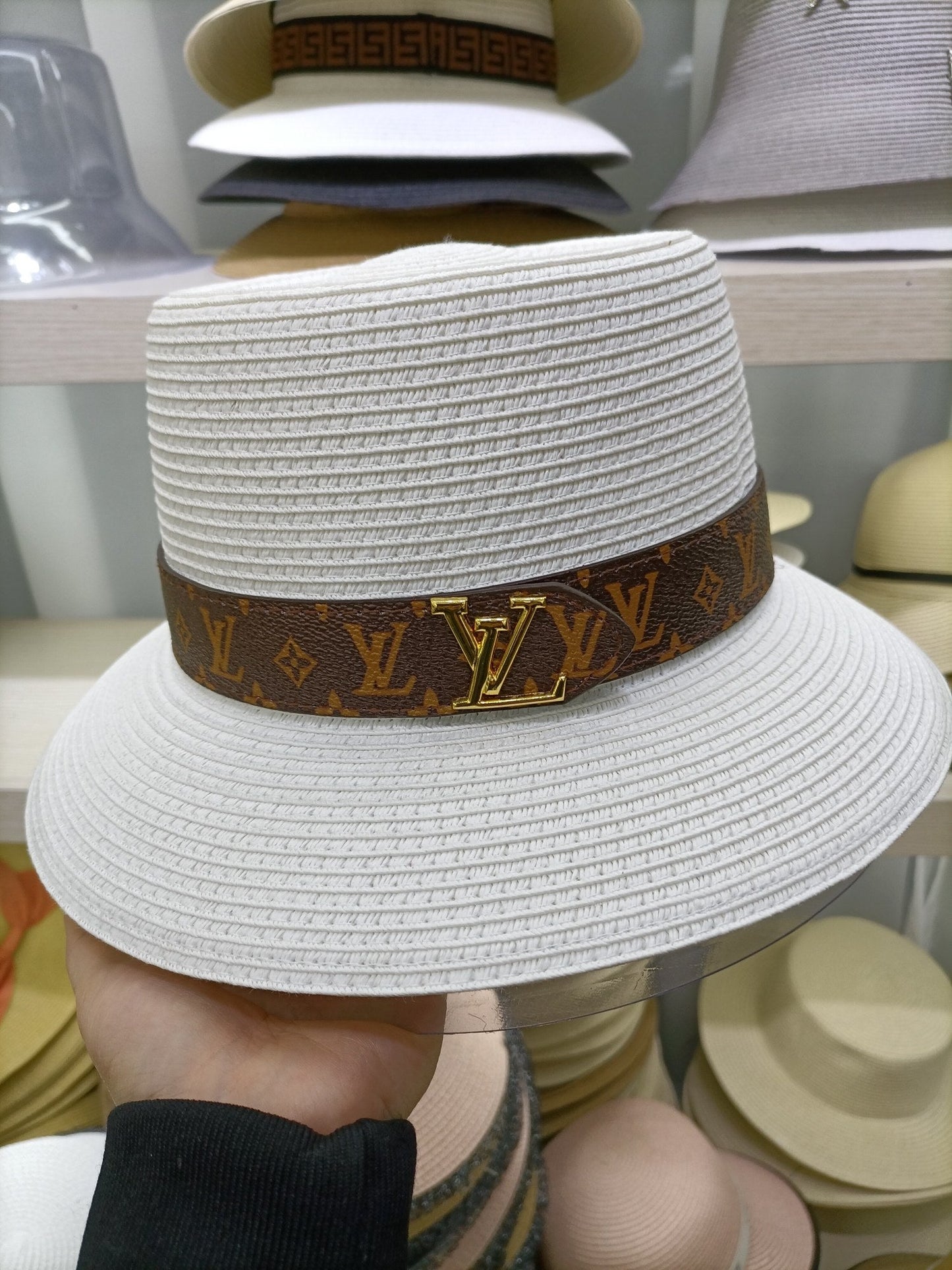 Louis vuitton hat