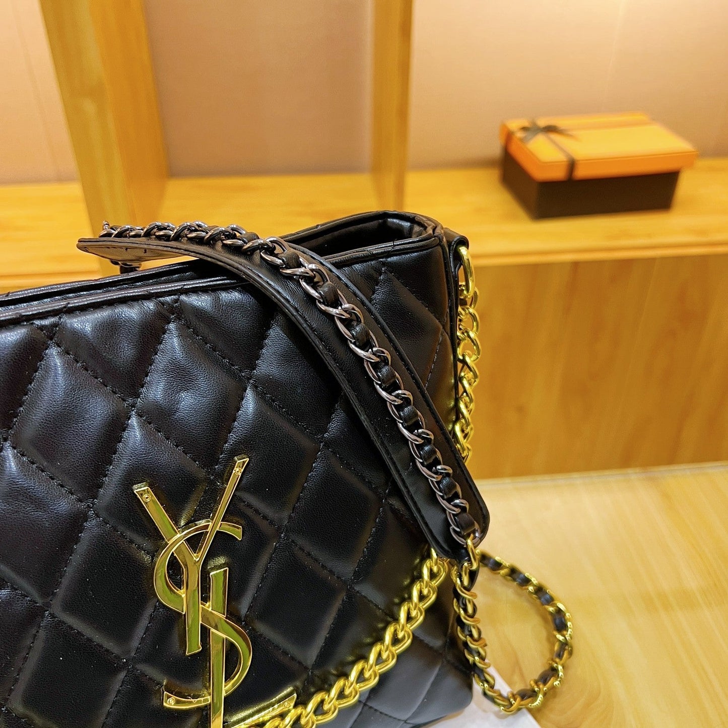 Ysl Yves Saint Laurent Handbags