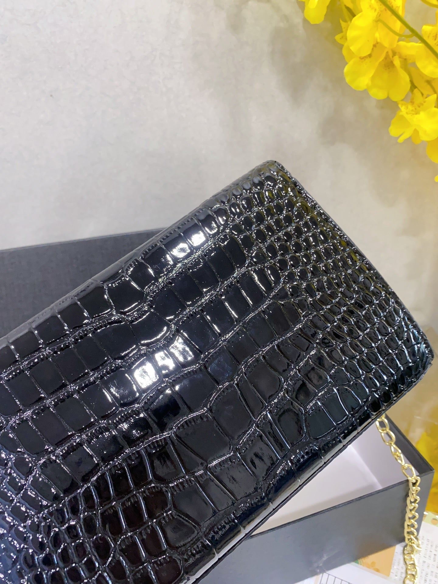 Ysl Yves Saint Laurent Handbags