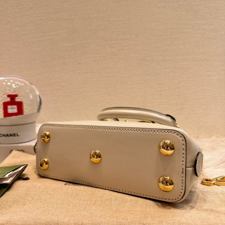 Gucci handle bag