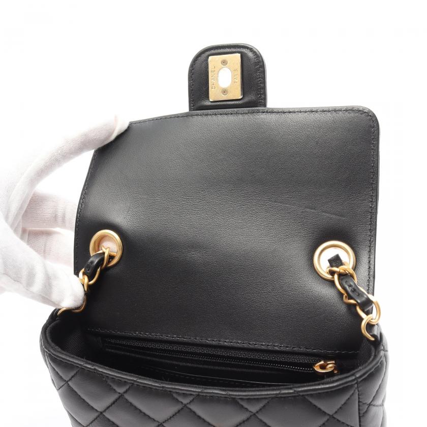Chanel Mini Matelasse Chain Shoulder Bag Lambskin Black Gold Hardware 881960