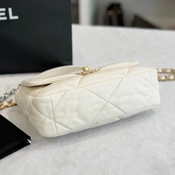 Chanel 19 Chip Bag White 26*16cm with Dustbag
