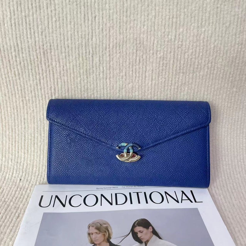 Chanel Clutch 5020711 Blue Leather Clutch