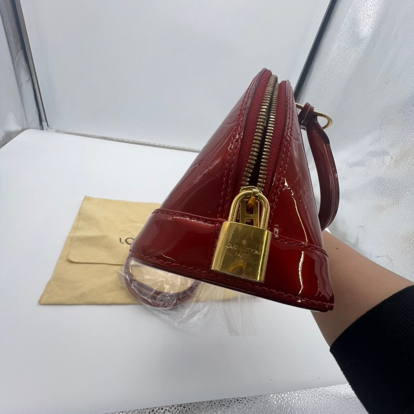 Preloved LV Bernie Alma bb A7781