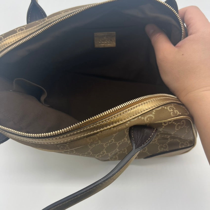 Gucci shoulder bag A