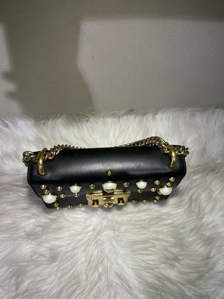 Gucci Padlock Embellished Black Leather Shoulder Bag