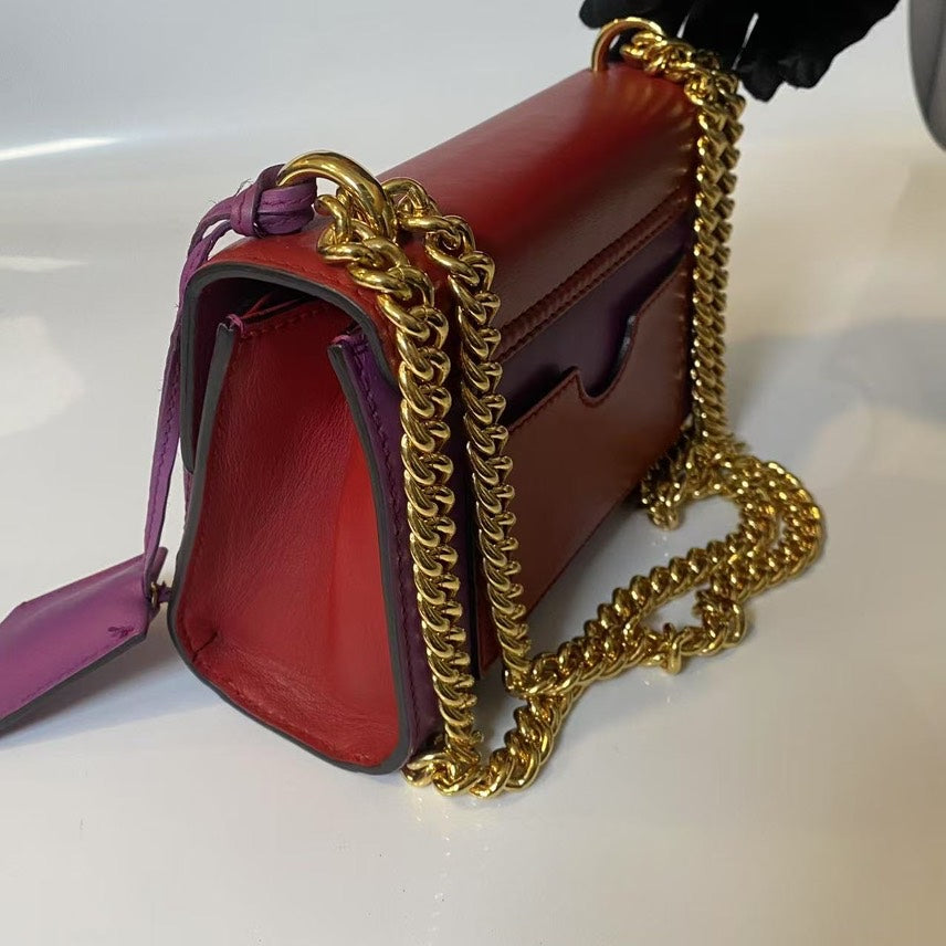 Gucci padlock