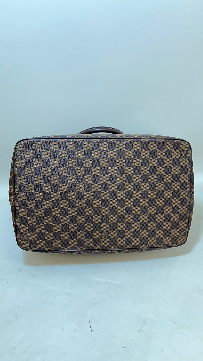 Preloved LV tote bag