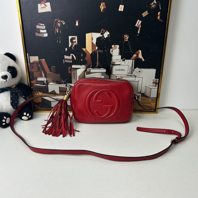 💓New pre loved Gucci red Camera bag()