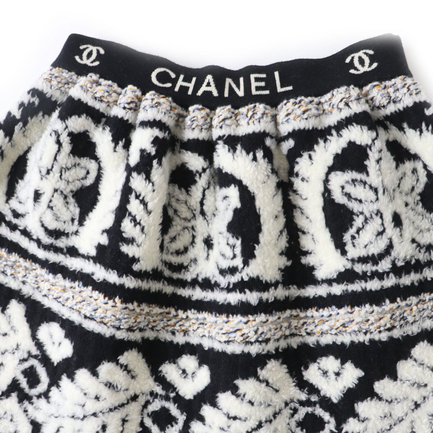 CHANEL flare skirt 19K P62586 wool White x Black x Multi 40