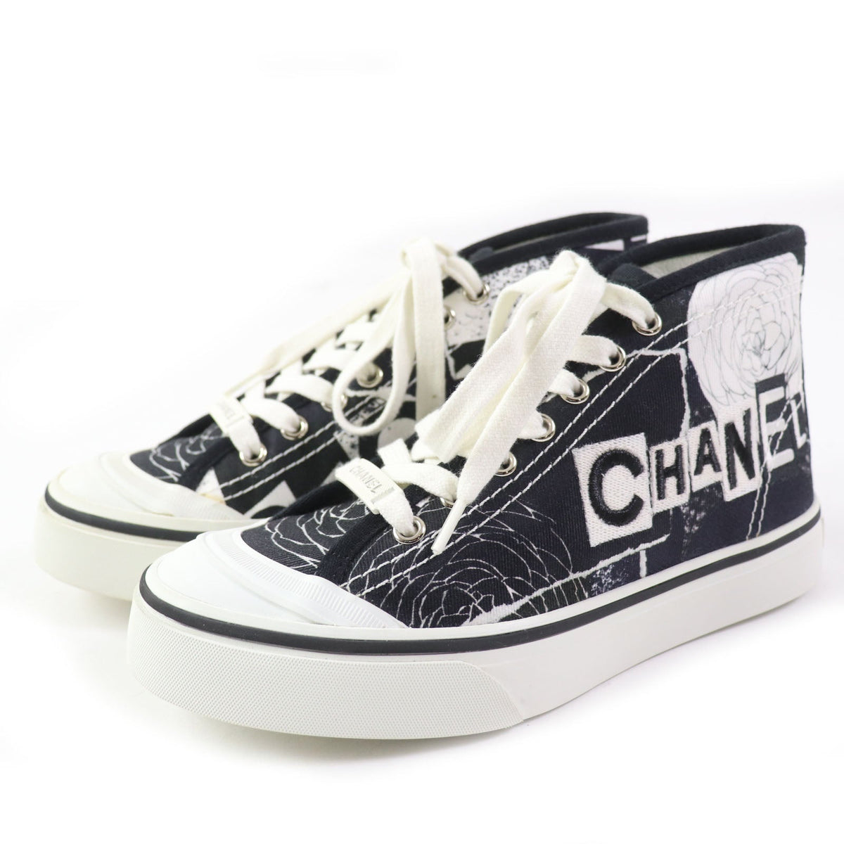 CHANEL High cut sneakers 20P G35960 Main: Canvas, Main: Rubber White black Graffiti Mid Cut Women 35 Used