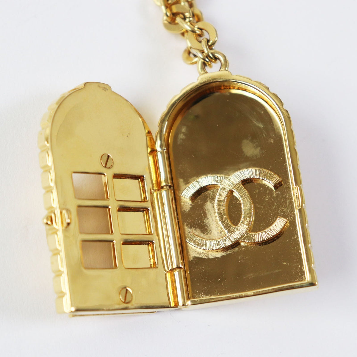 CHANEL Necklace AB8654 B22A Gold Plated gold