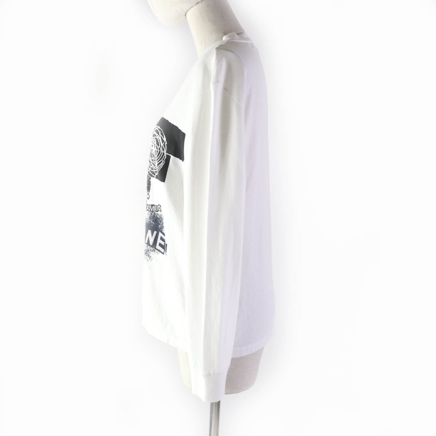 CHANEL Cut P63300 cotton White black S